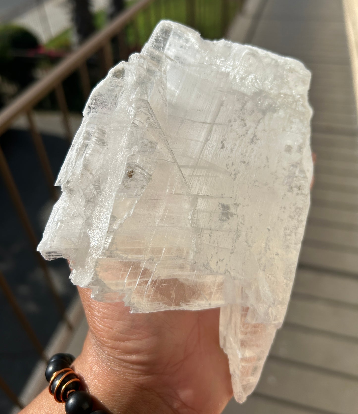 MYSTIC LADY (RAW SELENITE CHUNK)