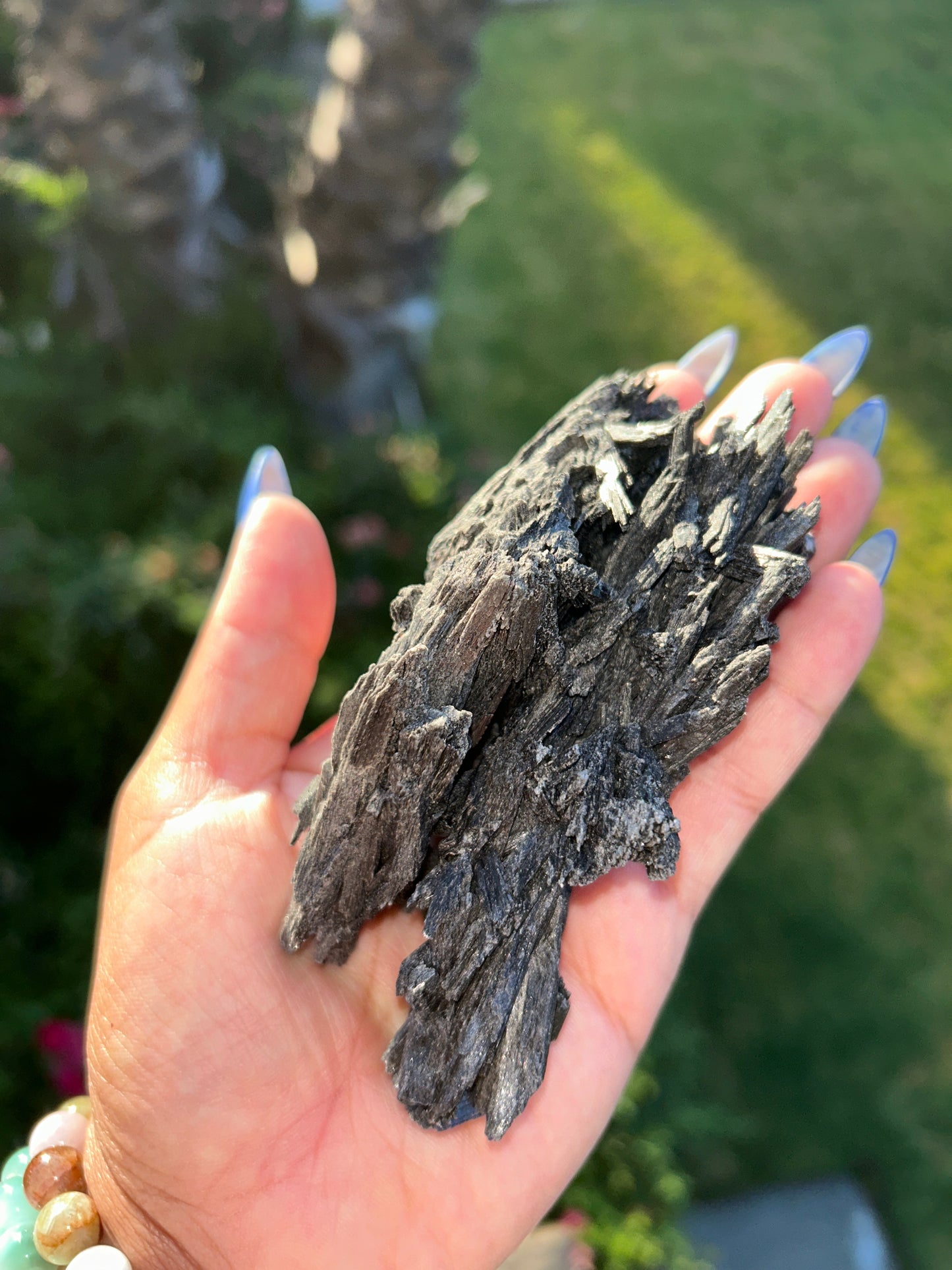 AURA (BLACK KYANITE CHUNK)