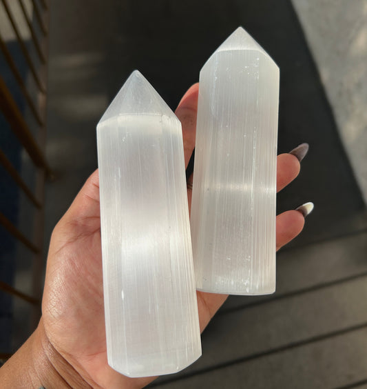 SELENITE TOWER (POINT GENERATOR)