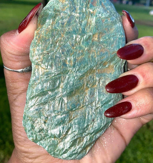 FUCHSITE CHUNK