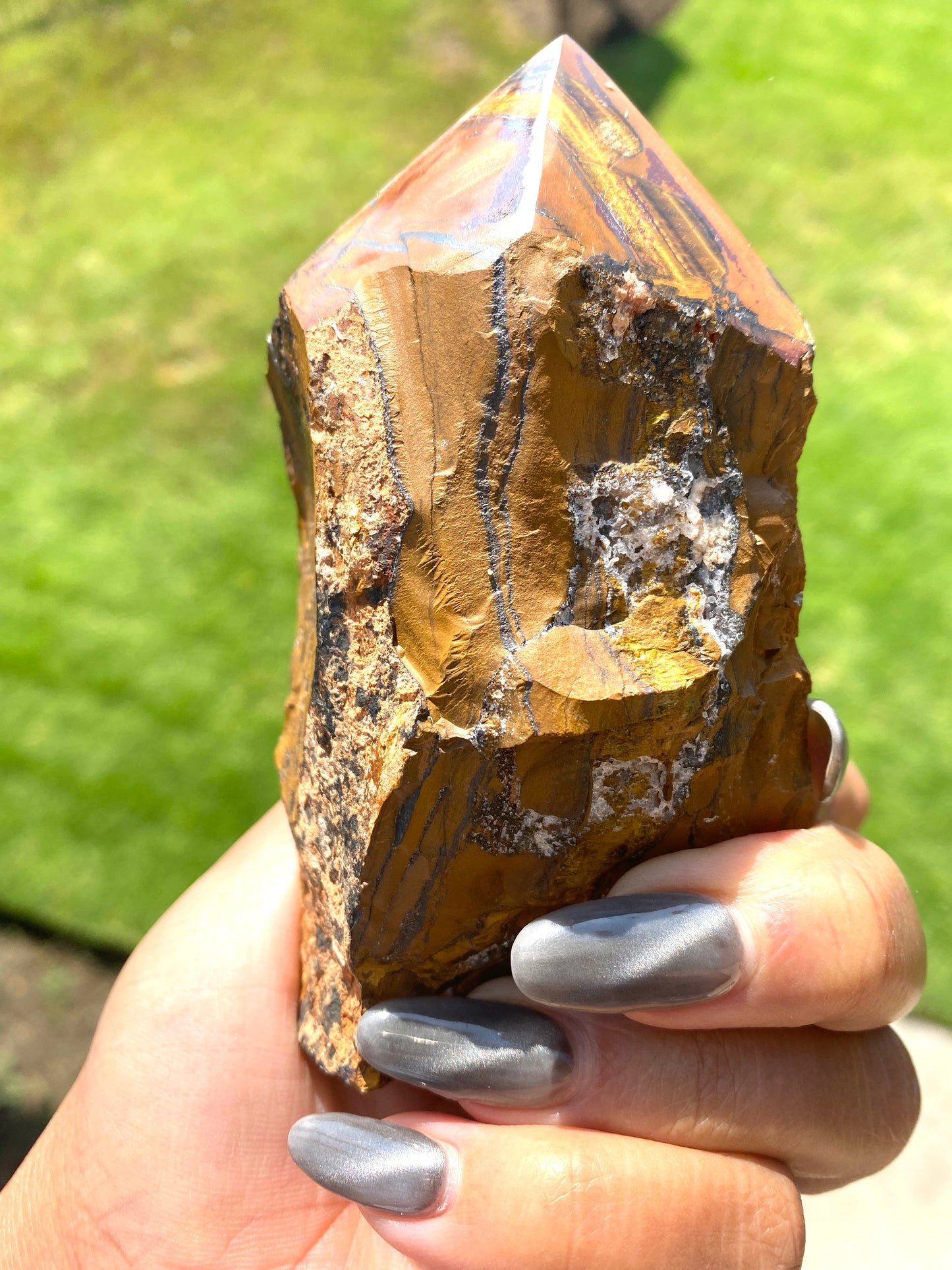 TIGERS EYE SEMI POLISHED POINT